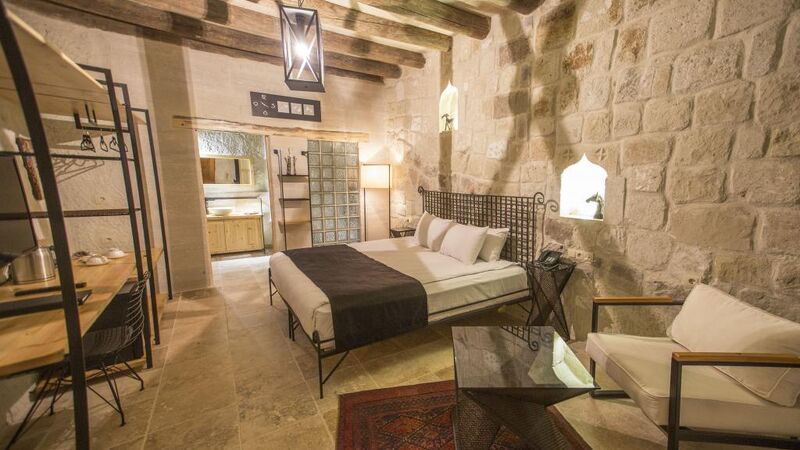 Agarta Cave Suites