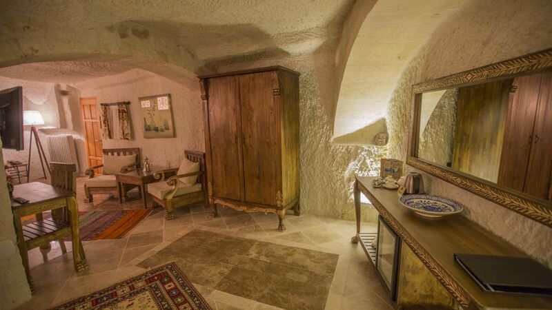 Agarta Cave Suites